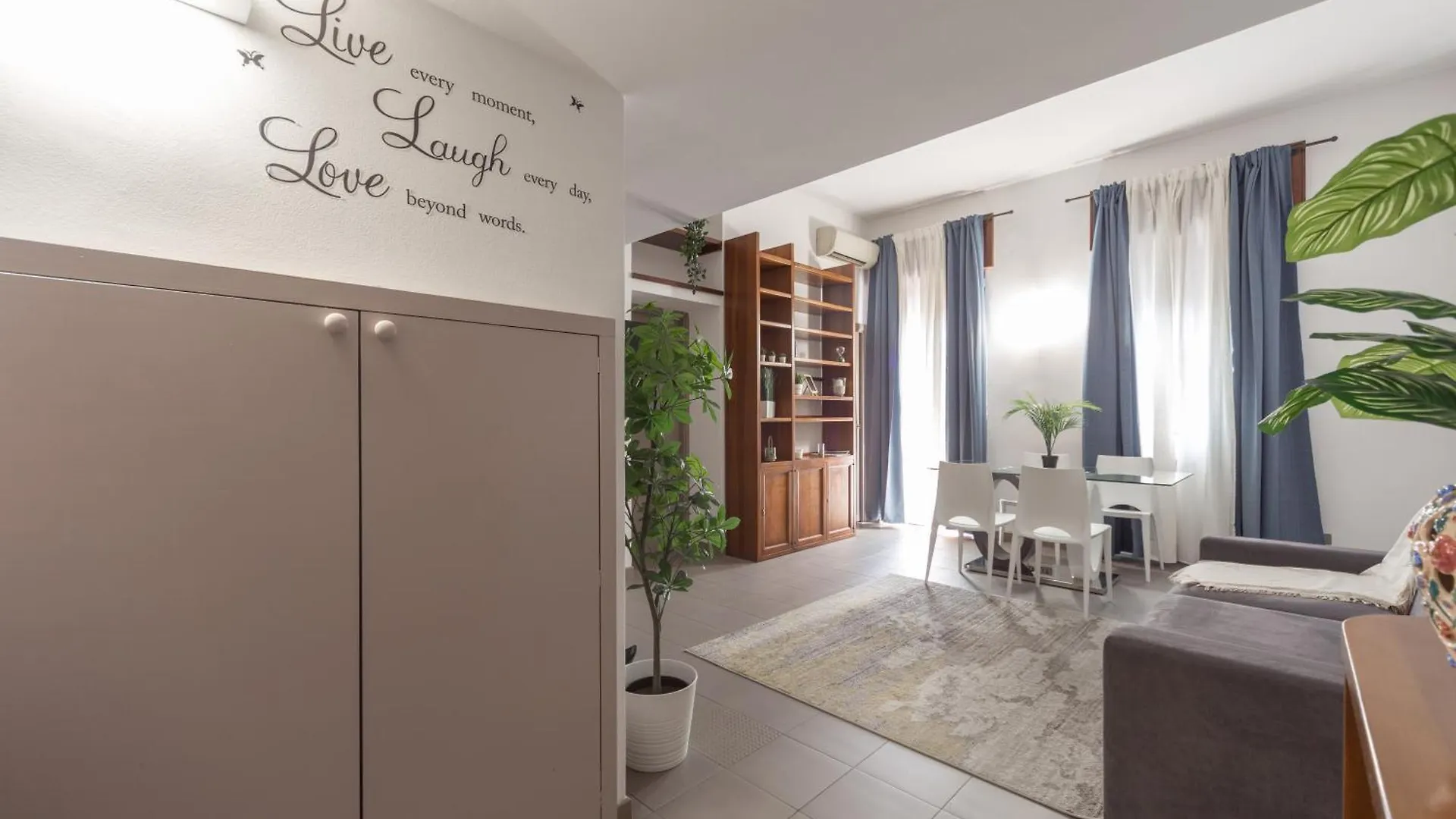 Vittoria-Duomo 15 Minuti Apartment Milan Italy